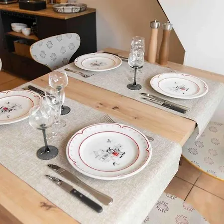 Апартаменты Les Lionceaux, 120m2 A Colmar, Place De Parking Gratuite *